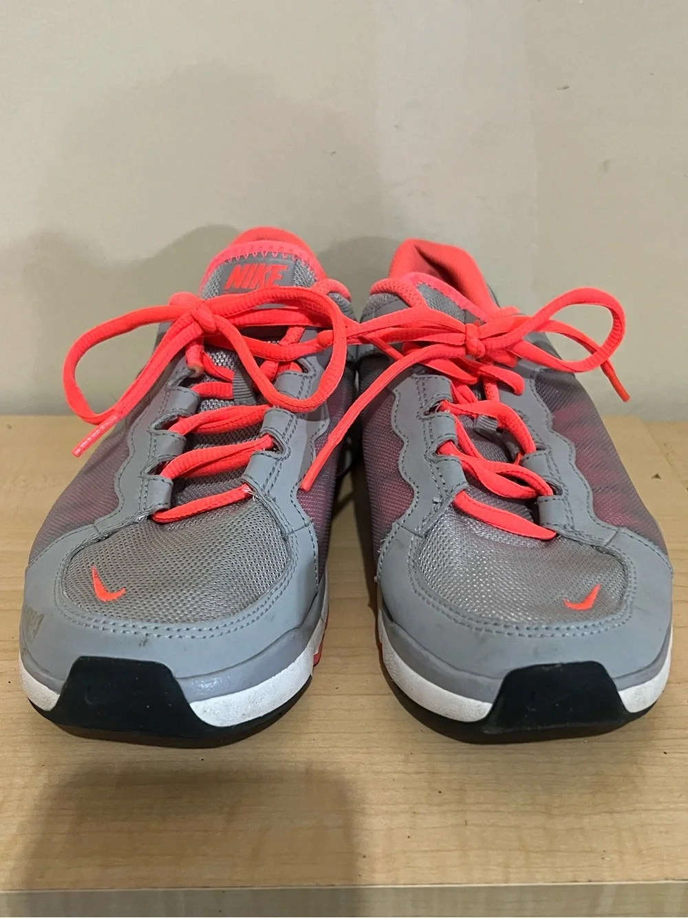 Nike Women’s Gray and Pink Training Sneakers